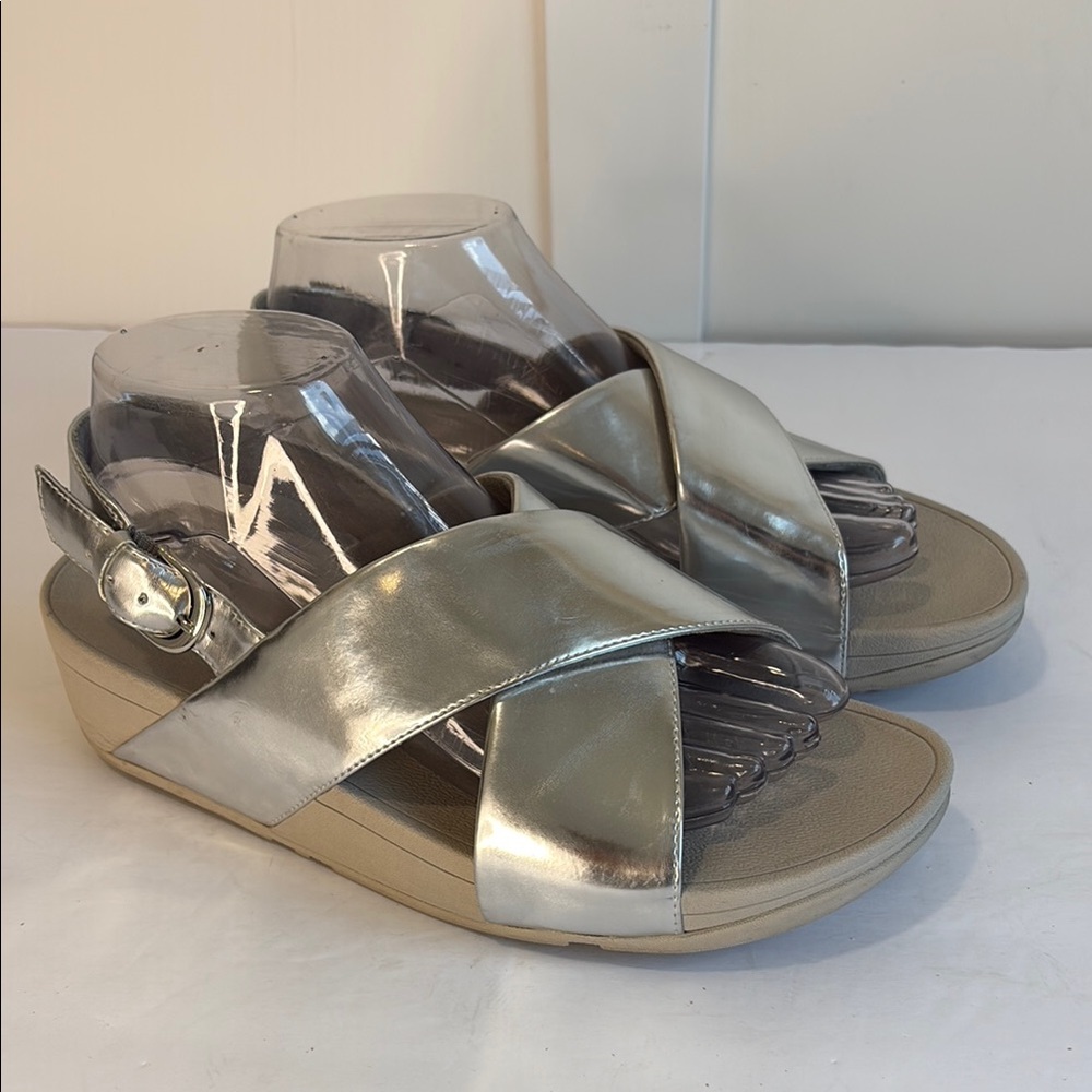 Fitflop Lulu Silver Metallic Leather Crisscross Strap Open Toe Slingback Sandal